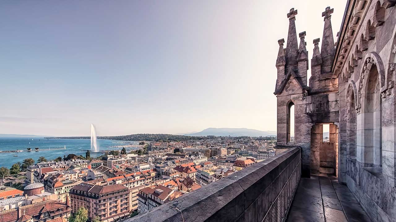 Blick von der Kathedrale auf Genf